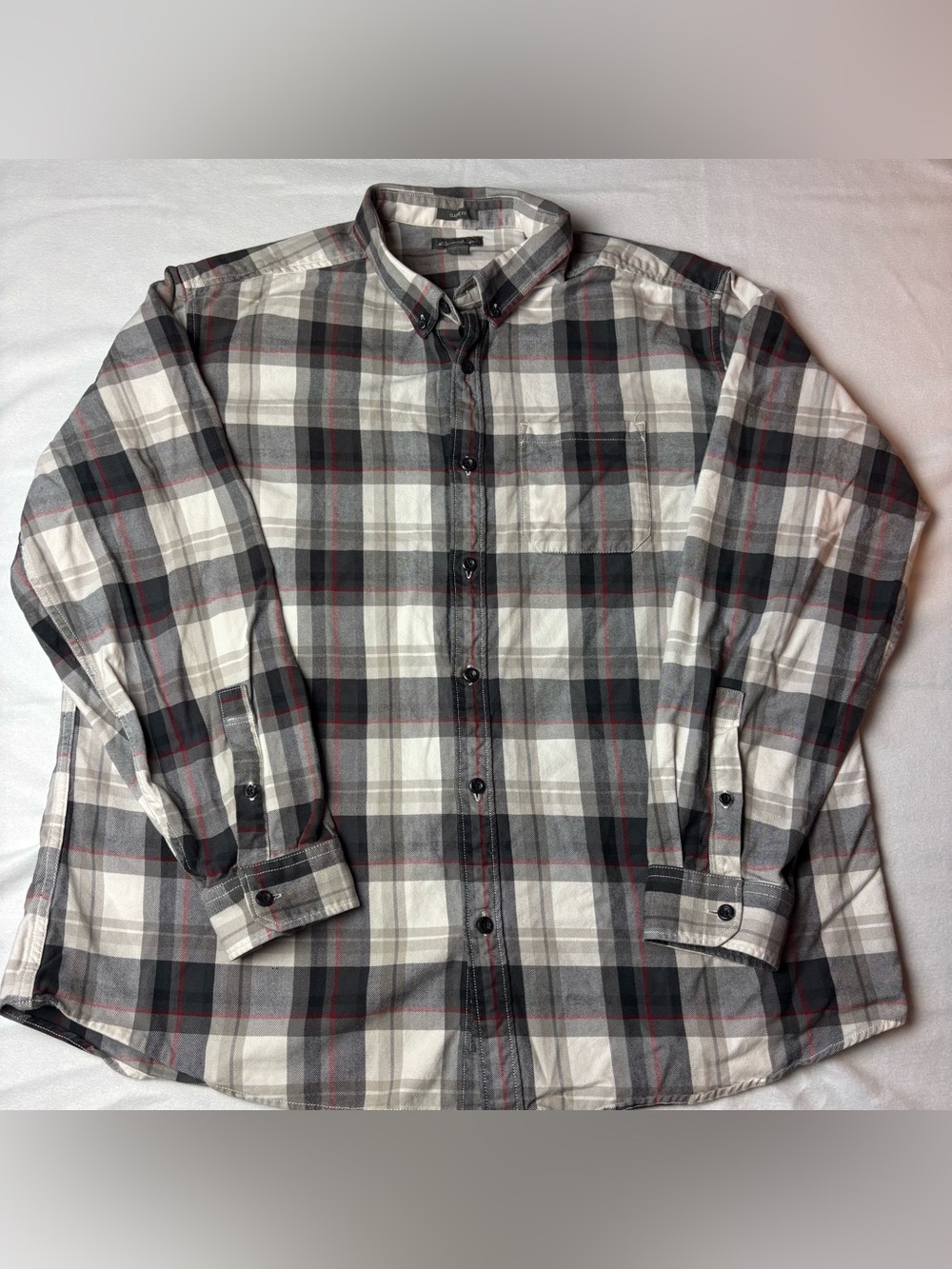 Eddie Bauer Men's Plaid Flannel Button-Up‎ Shirt,  XXL, Classic Fit 100% Cotton